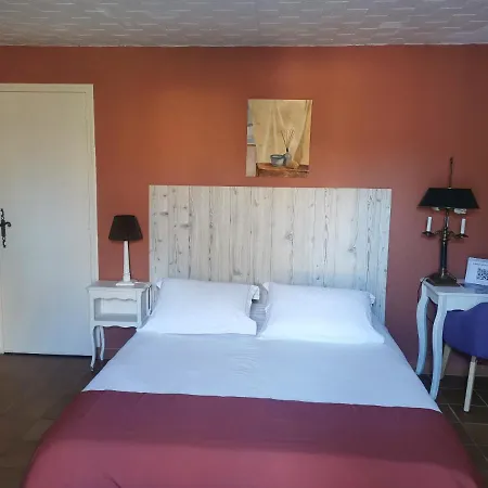 La Bastide Des Cades Couette-café